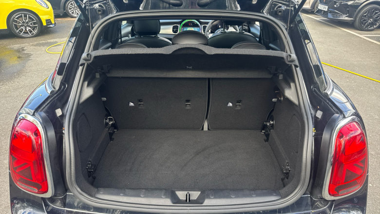 MINI Hatchback 2.0 Cooper S Exclusive 5dr Auto Petrol Hatchback